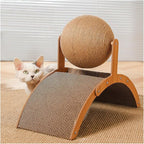 Griffoir en bois pour chat avec balle intégrée – Modèle MatouSphere